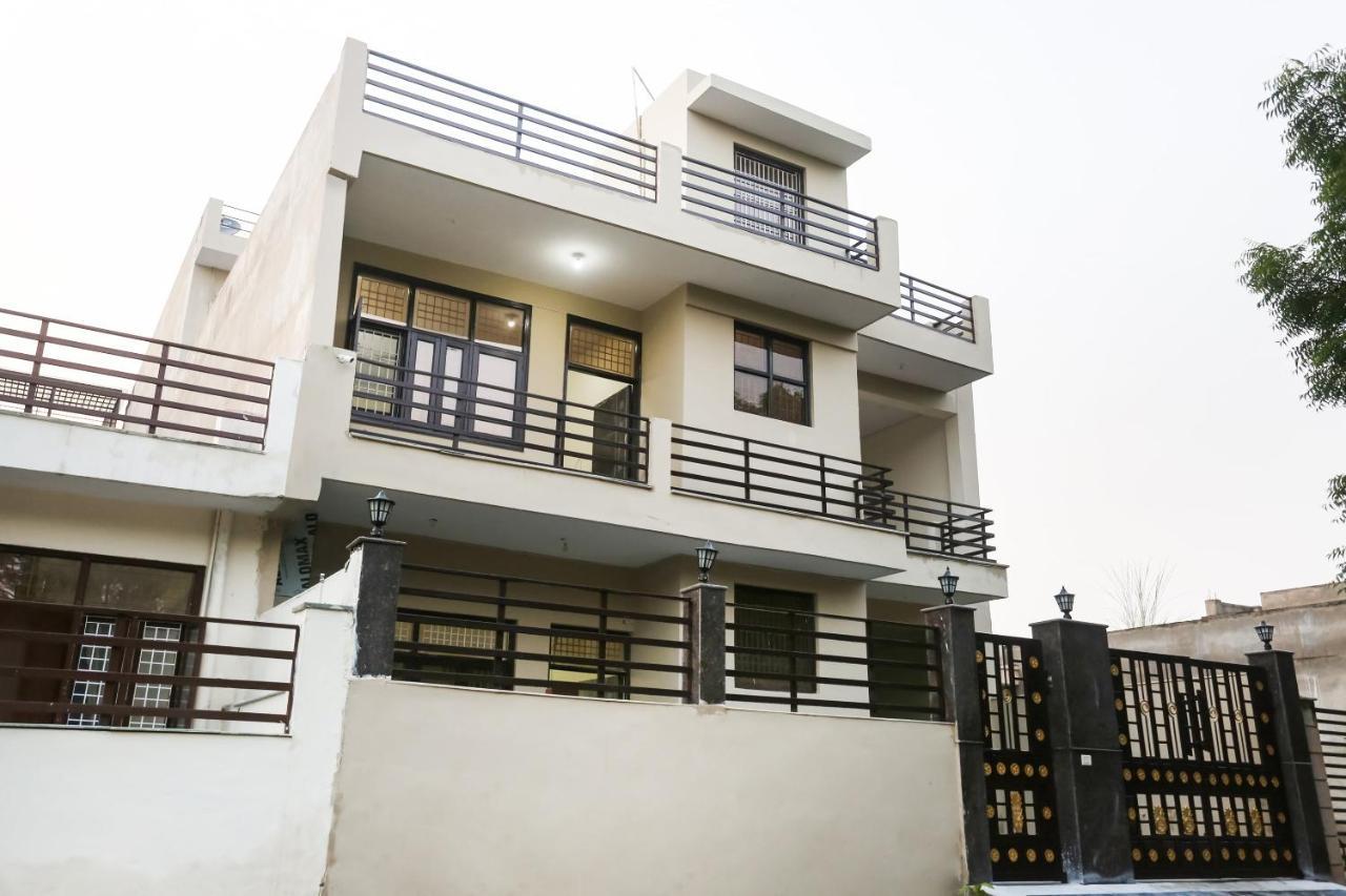 Oyo Hotel New Geetanjali Near Gautam Buddha Park لاكناو المظهر الخارجي الصورة