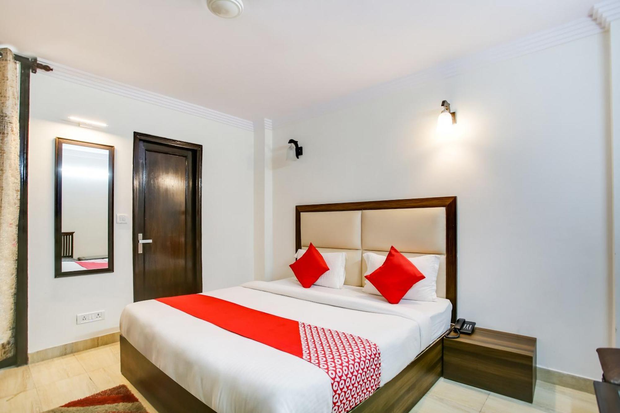 Oyo Hotel New Geetanjali Near Gautam Buddha Park لاكناو المظهر الخارجي الصورة
